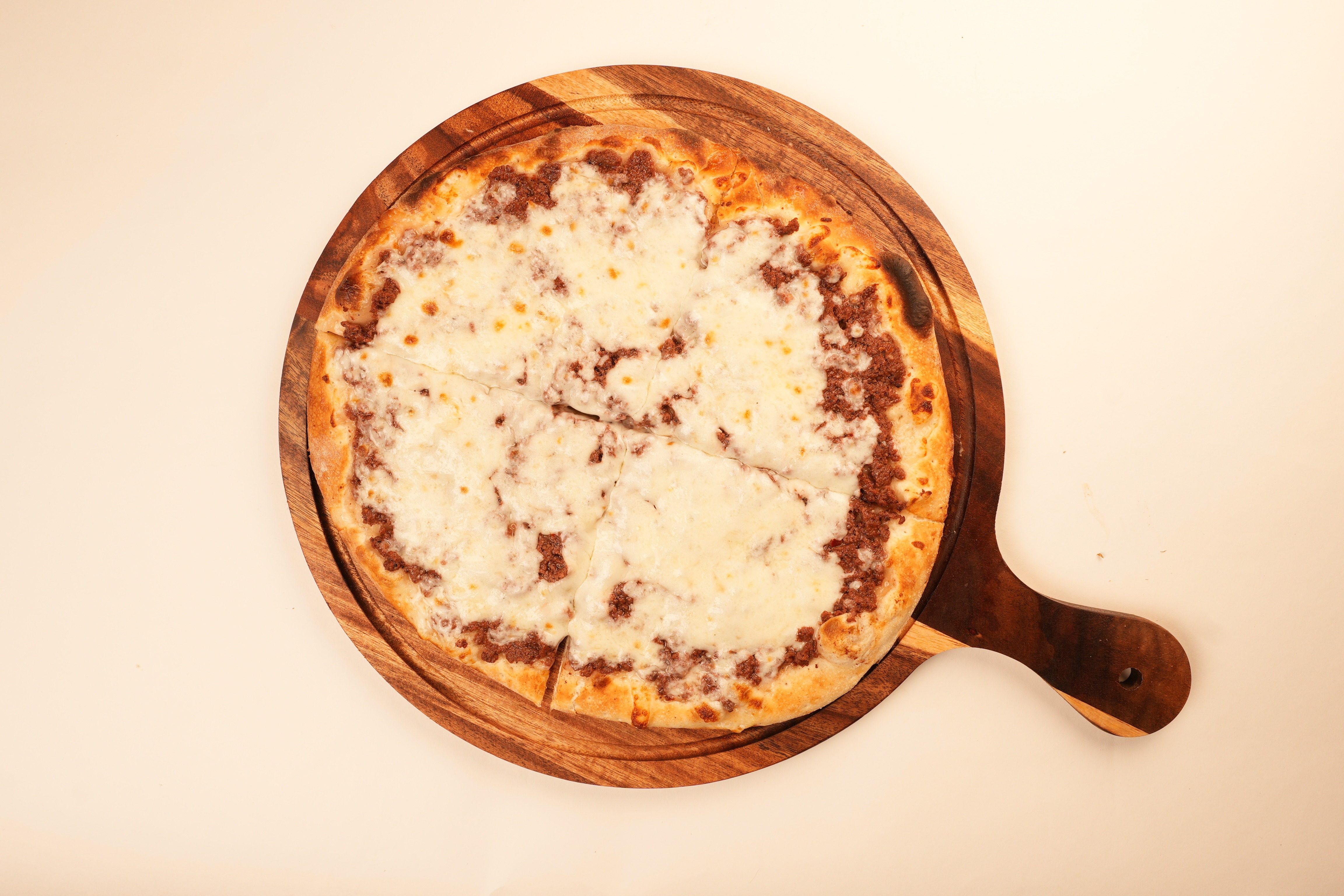 Sujuk with Cheese.